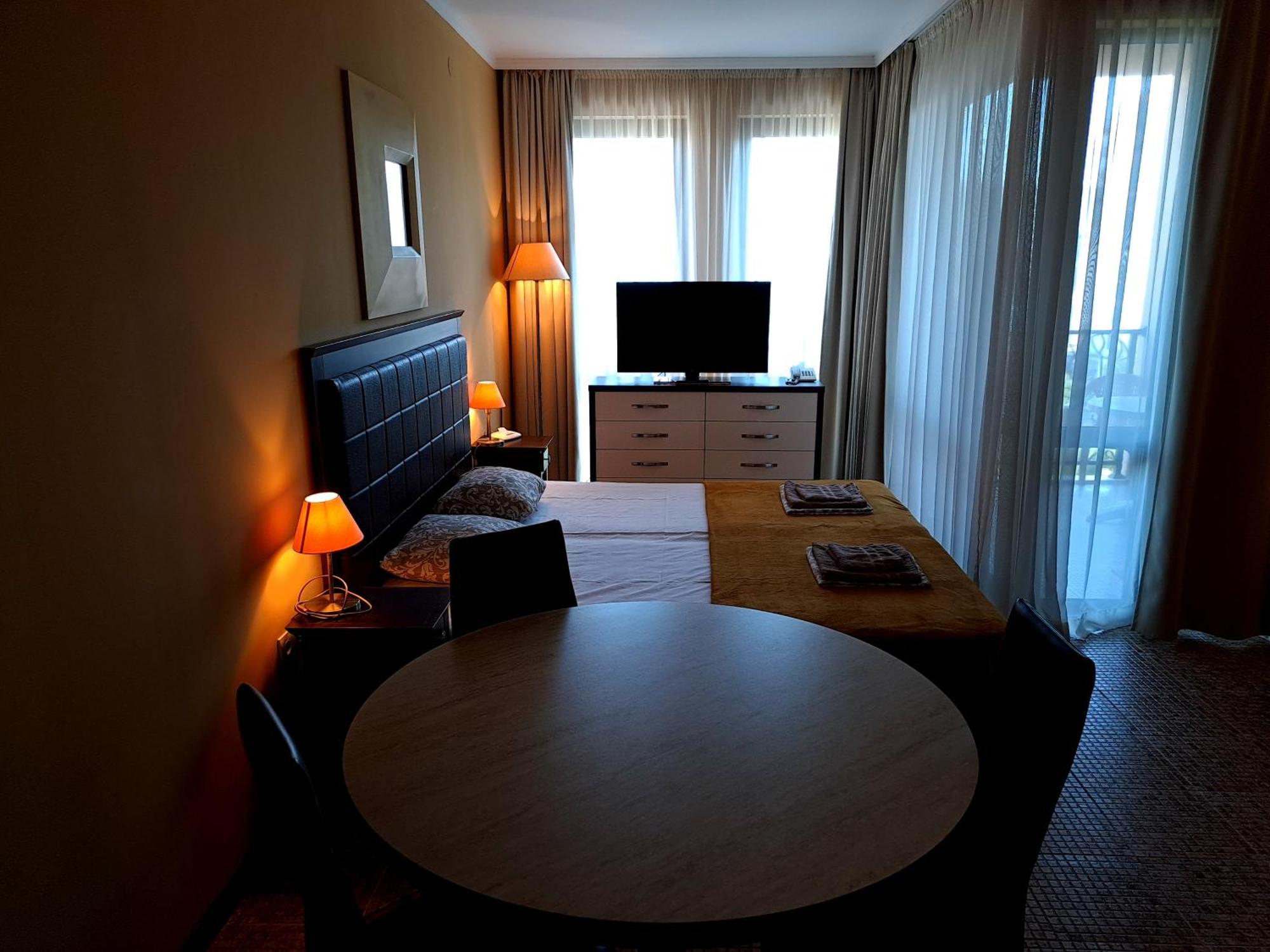 Cozy Apartment In Barcelo Royal Beach Hotel ***** Slantchev Briag Extérieur photo